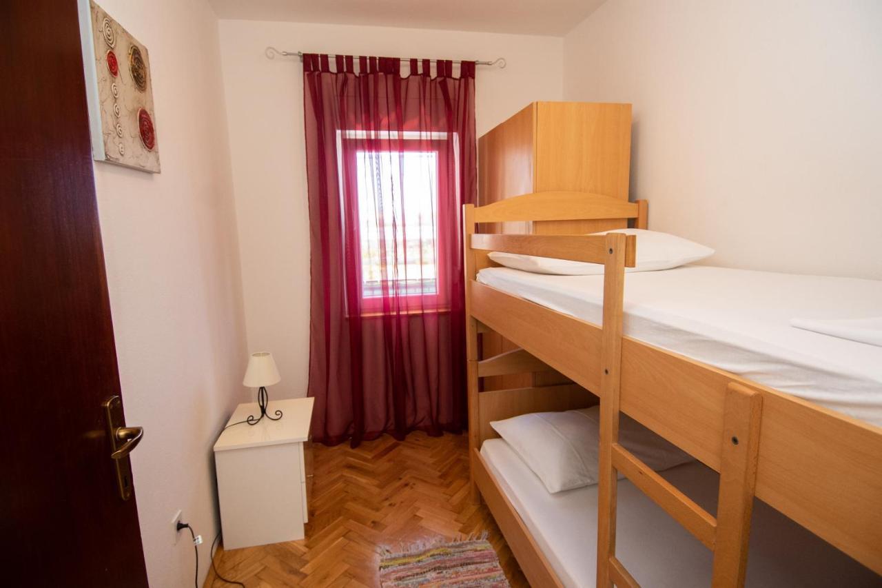 Apartmani Ivana 2 Kastela Ngoại thất bức ảnh
